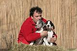ADULTE ET CHIEN 476